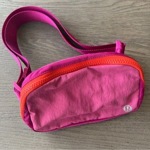 Lululemon Everywhere Belt Bag in Pink Multi